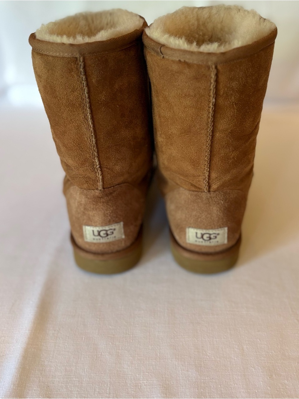 UGG Australia Short Suede Boot - Chestnut Brown Size US 8 - Picture 3 of 8